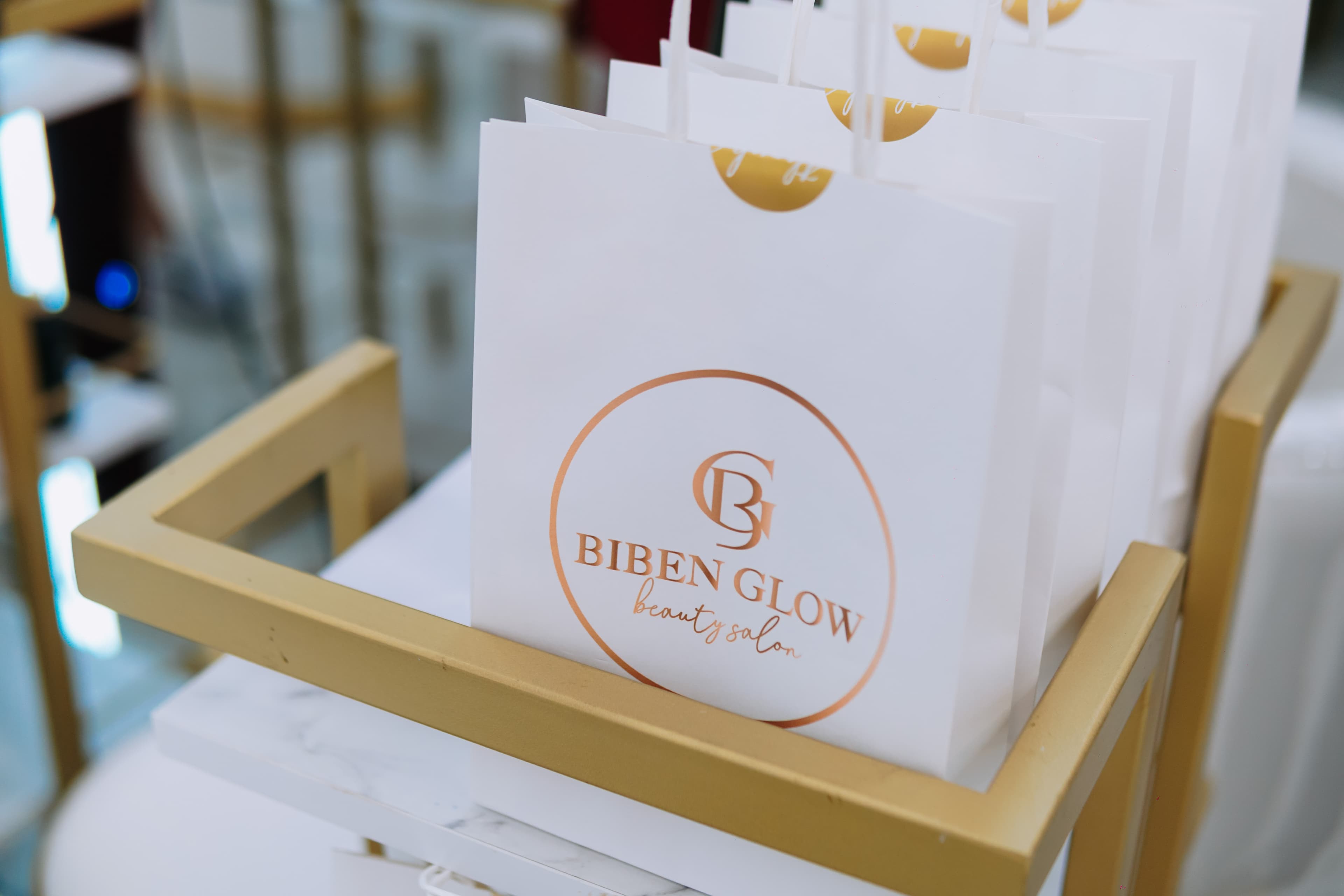 BIBEN GLOW — brendové tašky